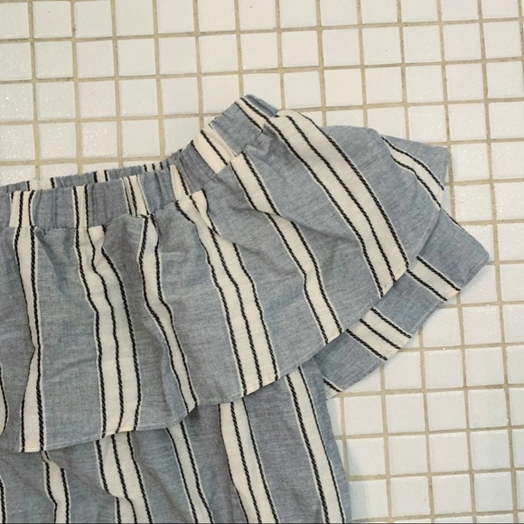 🛍 Everly Off The Shoulder Ruffled Striped Top - Picture 3 of 6